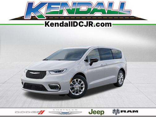 Bright White Clearcoat 2026 Chrysler Pacifica Limited