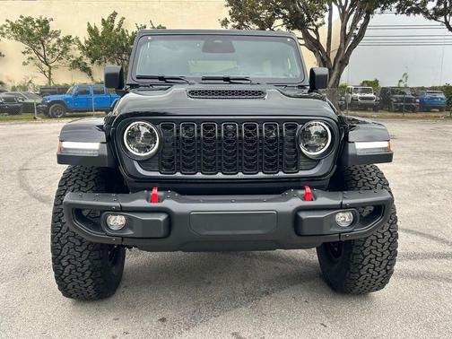 Black Clearcoat 2026 Jeep Wrangler Rubicon X