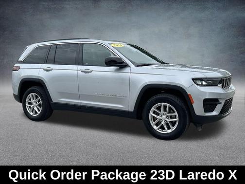 2024 Jeep Grand Cherokee Laredo