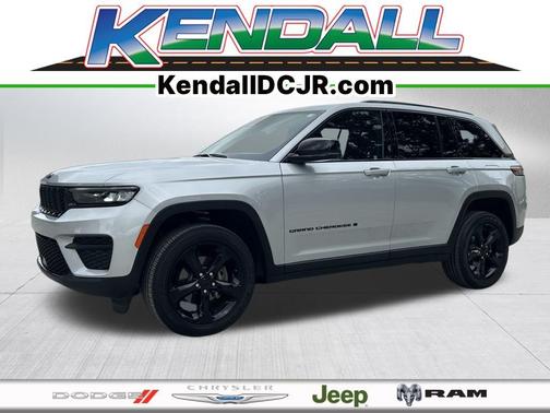 2024 Jeep Grand Cherokee Laredo