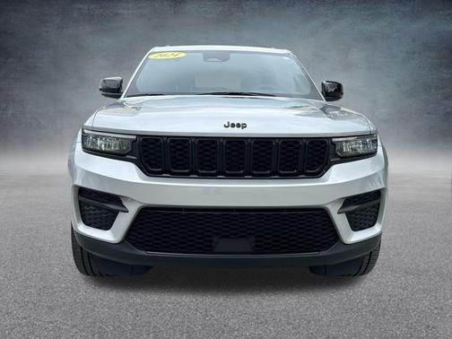 2024 Jeep Grand Cherokee Laredo