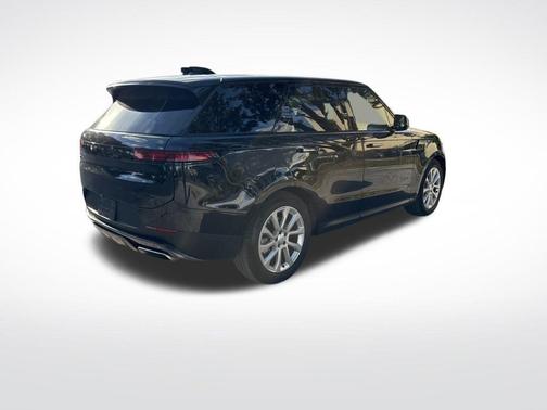 2025 Land Rover Range Rover Sport P360 SE