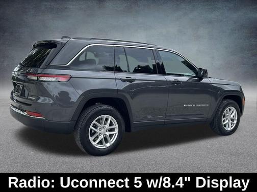 2024 Jeep Grand Cherokee Laredo