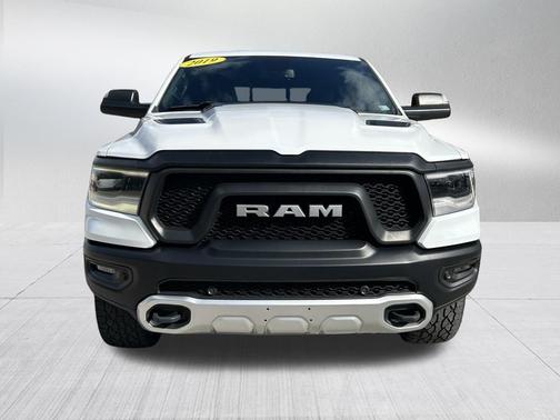 Bright White Clearcoat 2019 RAM 1500 Rebel