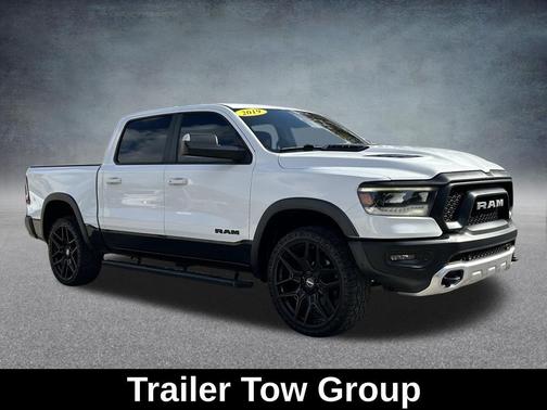 Bright White Clearcoat 2019 RAM 1500 Rebel