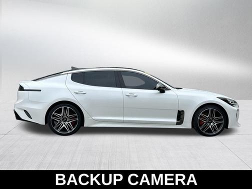 2023 Kia Stinger GT2