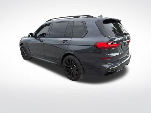 Gray Metallic 2021 BMW X7 M50i