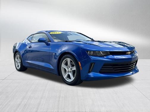 Hyper Blue Metallic 2017 Chevrolet Camaro 1LT