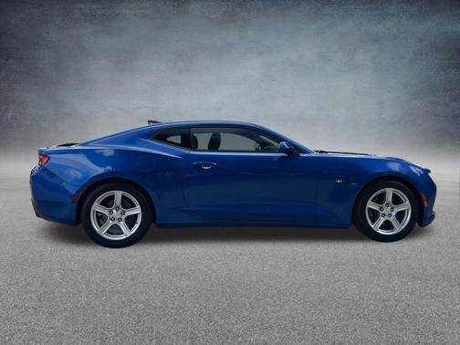Hyper Blue Metallic 2017 Chevrolet Camaro 1LT