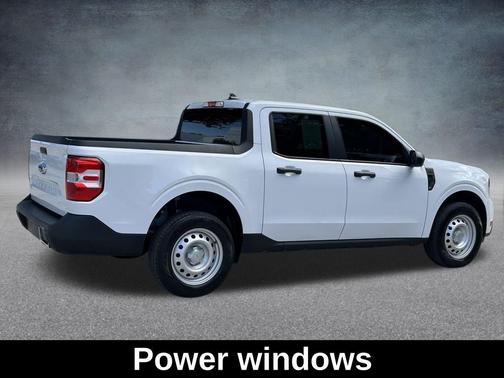 2022 Ford Maverick XL