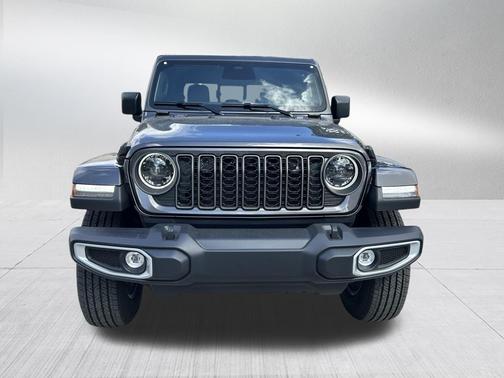 2026 Jeep Gladiator Sahara
