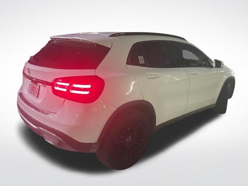 2020 Mercedes-Benz GLA 250 Base