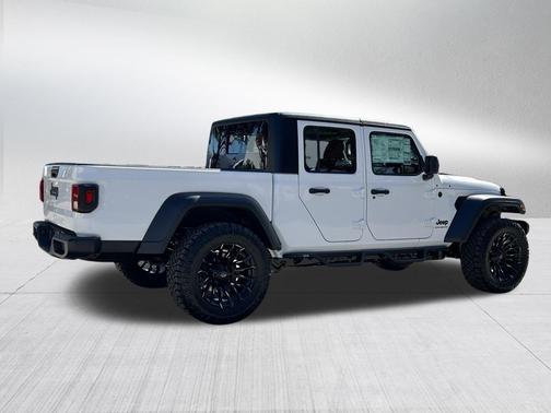 2026 Jeep Gladiator Sport