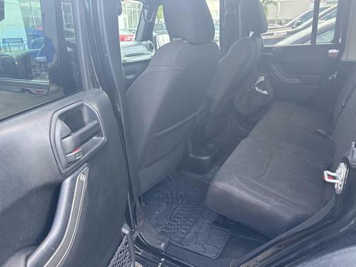 2018 Jeep Wrangler JK Unlimited Unlimited Sport