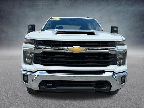 Summit White 2025 Chevrolet Silverado 2500 LT