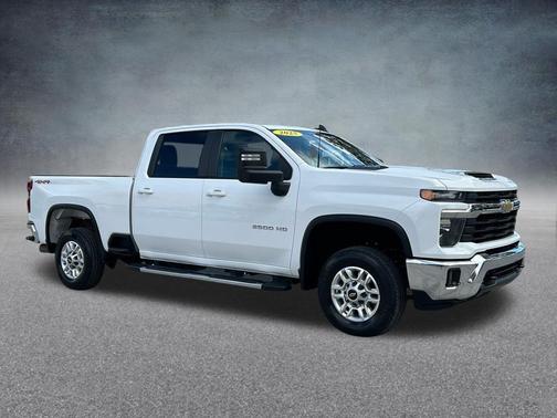 Summit White 2025 Chevrolet Silverado 2500 LT