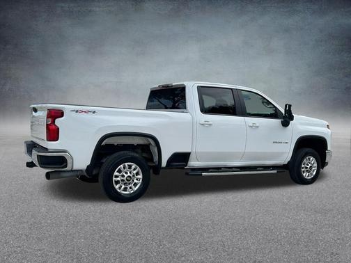 Summit White 2025 Chevrolet Silverado 2500 LT