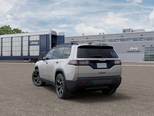 Silver Zynith Clearcoat 2026 Jeep Cherokee Overland