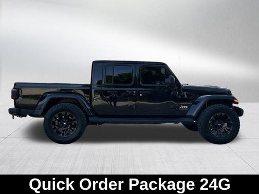 2022 Jeep Gladiator Overland
