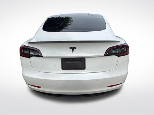 Pearl White Multi 2022 Tesla Model 3 Base