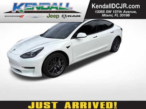 Pearl White Multi 2022 Tesla Model 3 Base