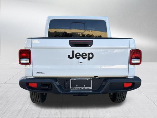 2026 Jeep Gladiator Sport