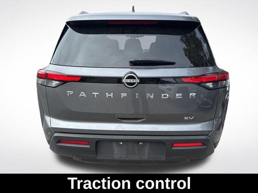 2023 Nissan Pathfinder SV