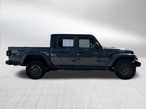 Anvil Clearcoat 2025 Jeep Gladiator Sport S
