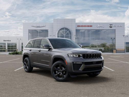 Metallic 2026 Jeep Grand Cherokee Limited