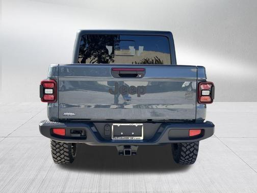 2026 Jeep Gladiator Willys
