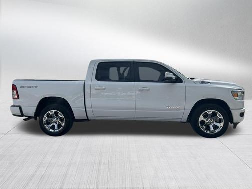 Bright White Clearcoat 2023 RAM 1500 Big Horn/Lone Star