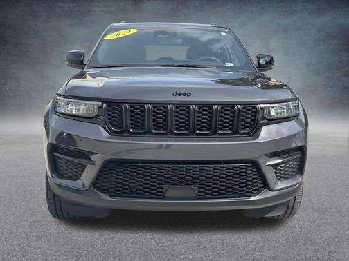 2024 Jeep Grand Cherokee Laredo