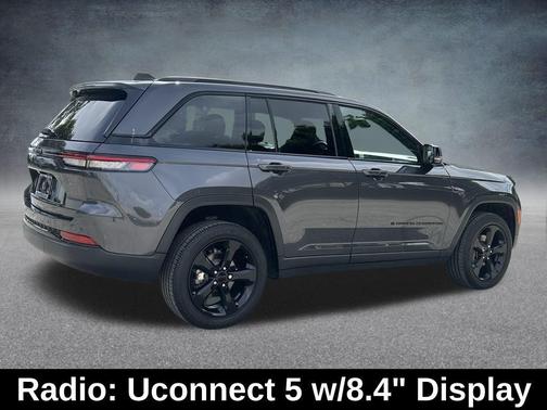 2024 Jeep Grand Cherokee Laredo