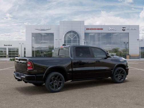 Diamond Black 2026 RAM 1500 Laramie