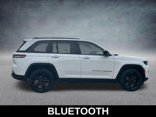 2024 Jeep Grand Cherokee Laredo
