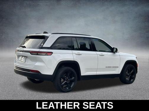 2024 Jeep Grand Cherokee Laredo