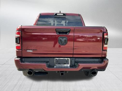 Delmonico Red Pearlcoat 2023 RAM 1500 Limited