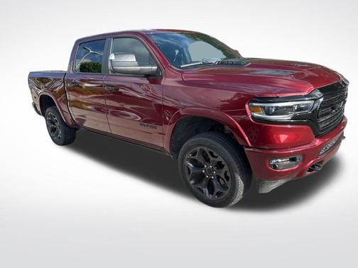 Delmonico Red Pearlcoat 2023 RAM 1500 Limited