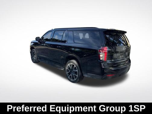 2023 Chevrolet Suburban RST