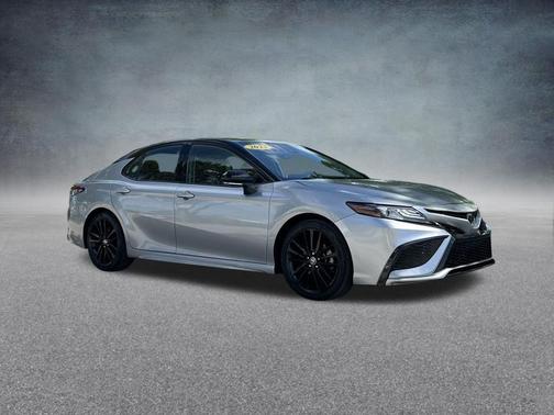 Celestial Silver Metallic 2023 Toyota Camry XSE