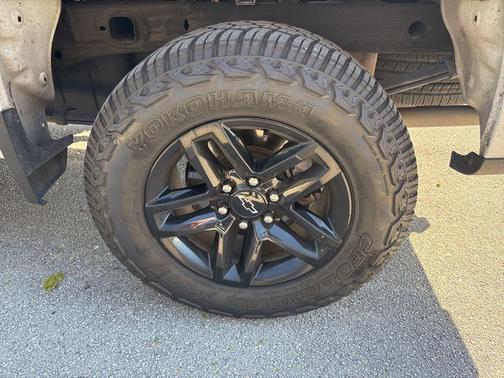 2019 Chevrolet Silverado 1500 Custom Trail Boss