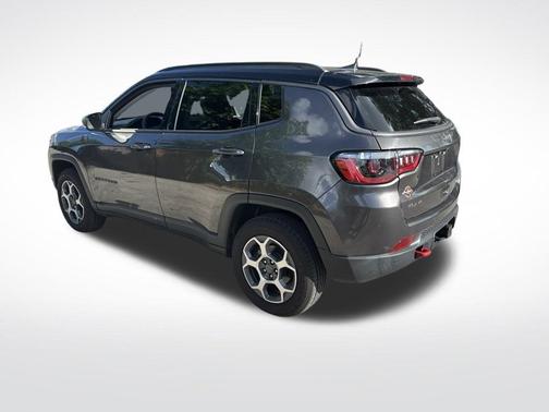 Granite Crystal Clearcoat Metallic 2022 Jeep Compass Trailhawk