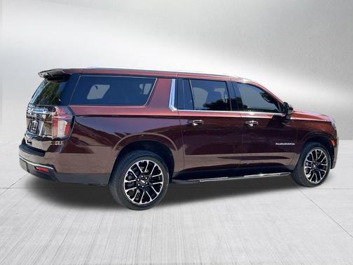 2022 Chevrolet Suburban LT