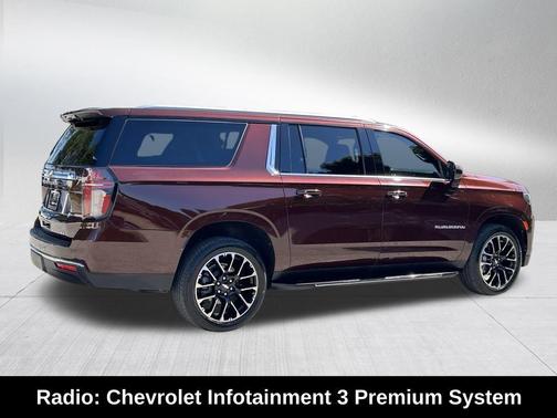 2022 Chevrolet Suburban LT