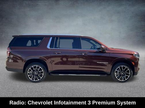 2022 Chevrolet Suburban LT