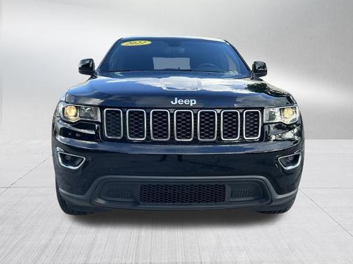 Diamond Black 2022 Jeep Grand Cherokee WK Laredo E