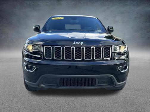 Diamond Black 2022 Jeep Grand Cherokee WK Laredo E