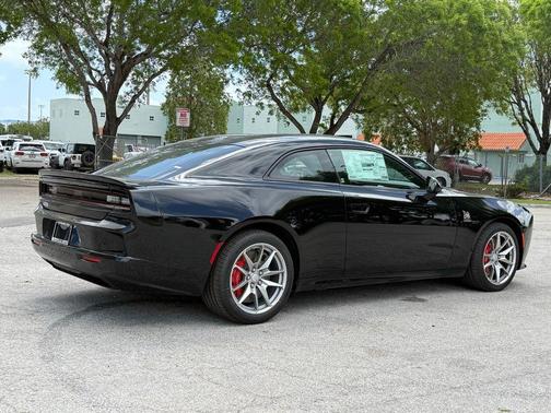 Diamond Black 2025 Dodge Charger Daytona R/T Scat Pack