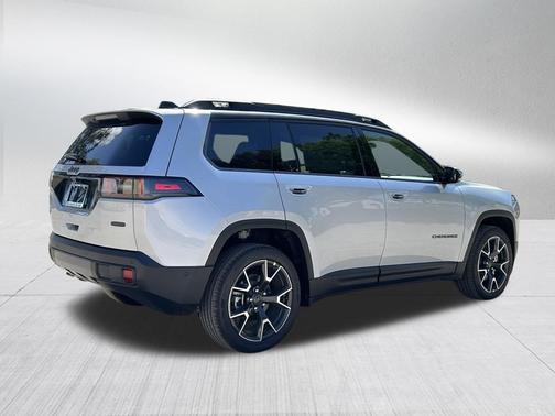 2026 Jeep Cherokee Overland