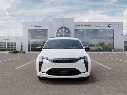 Bright White Clearcoat 2027 Chrysler Pacifica Limited